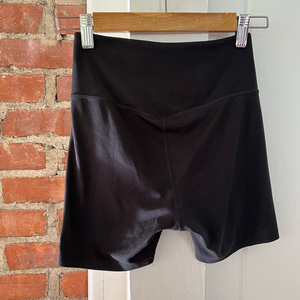 Girlfriend Collective FLOAT Ultralight Run Shorts Black High Rise S - Picture 3 of 5